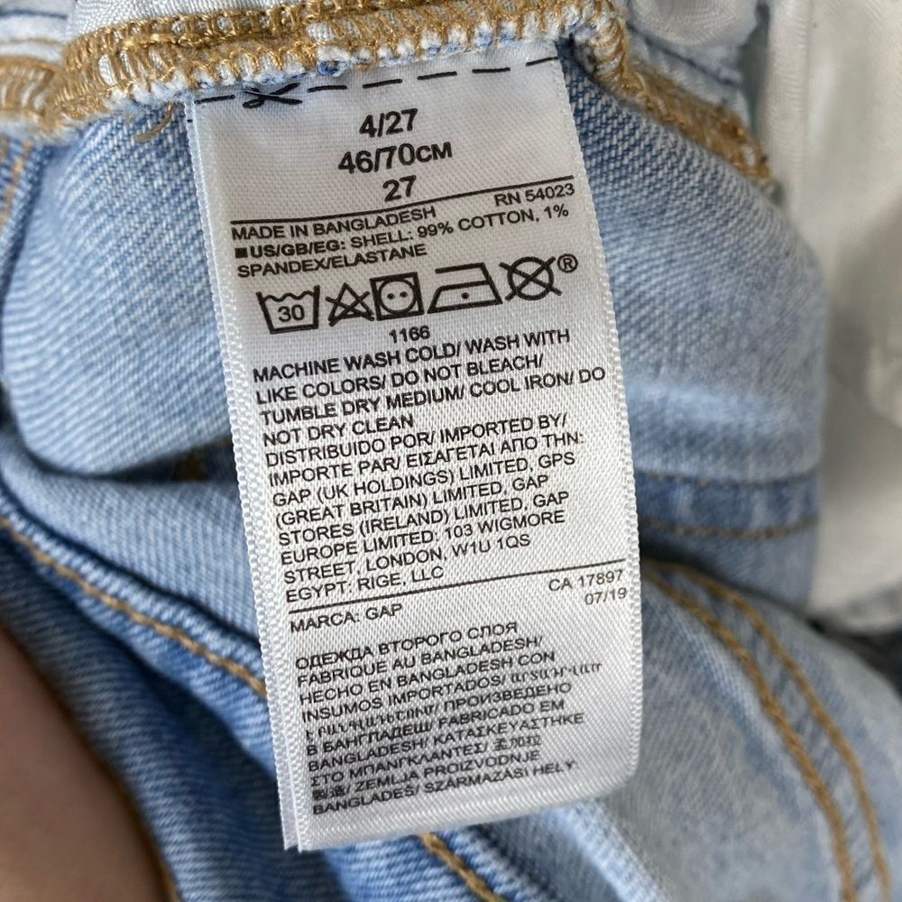 Gap Light Wash Patchwork Distressed Girlfriend Je… - image 5